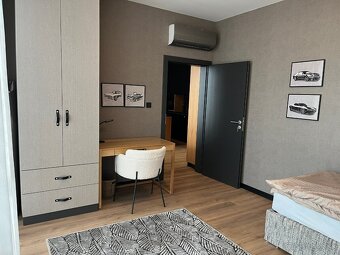 NA PRENÁJOM MODERNÝ, ZARIADENÝ 3-IZBOVÝ BYT, KE SEVER - 2