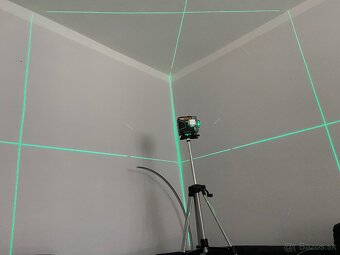 12 líniový samonivelačný 3D laser, diaľkový ovládač, 4400mAh - 2
