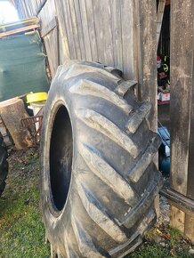 Pneumatiky 16.9 30 - 2