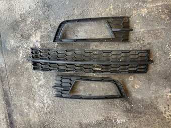 Mriežka nárazníka Octavia 3 - 2