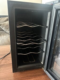Chladnička na víno - 2