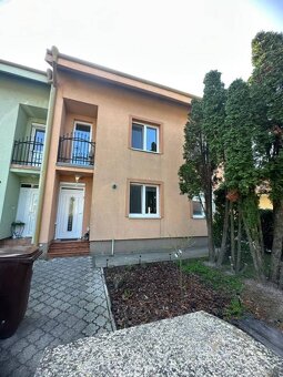 ALL INCLUSIVE | NA PREDAJ 5-IZB. ROD.DOM S 2 GARÁŽAMI, DUNAJ - 2