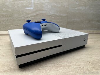 Microsoft Xbox One S 1TB - 2