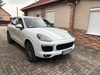 Porsche Cayenne - 2
