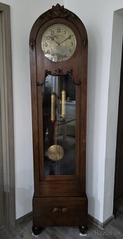 Majestátne podlahové hodiny - 2