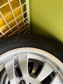Predam elektróny + zimné pneumatiky 205/55 R16 - 2