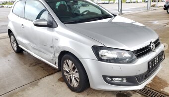 Volkswagen Polo - 2