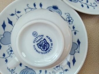 Šálky na kávu cibuľový vzor+Mocca lyžičky - 2