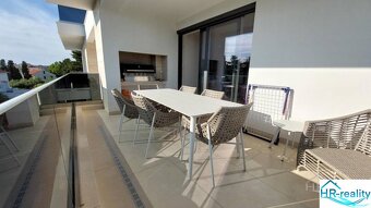 Pag, Novalja – zariadený penthouse v II. rade od mora - 2