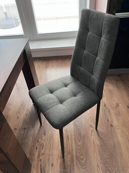 Surne Jedalensky stol + stolicky - 2