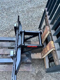 Paletové vidlice na báger - 2