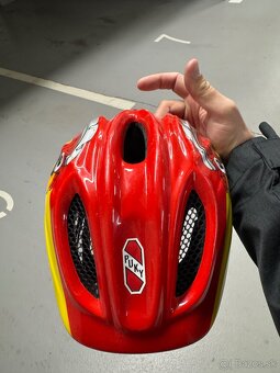 Odrazadko a prilba Puky. - 2