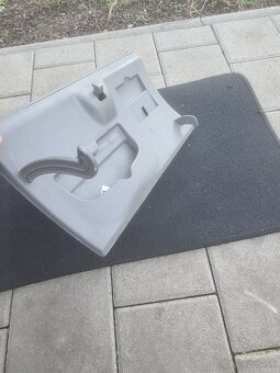 Renault Thiala kastlik - 2