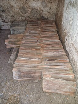 Stará palena škridla za odvoz - 2