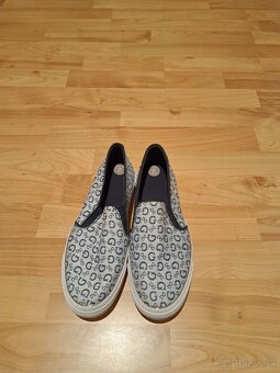 Nasuvacie topanky Guess - 2