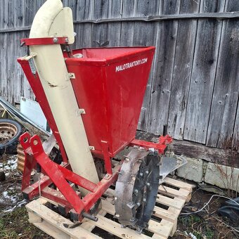 Predám sadzač na zemiaky - 2