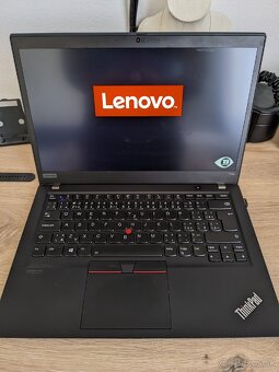Lenovo ThinkPad T14s AMD Procesor - 2