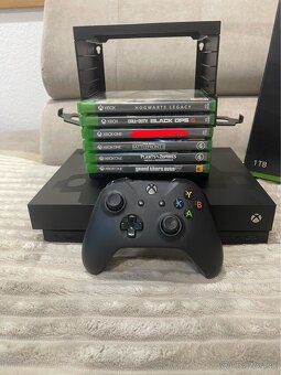 Xbox one x - 2