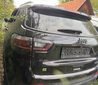 Predám diely na Jeep Compas rok 2023 - 2
