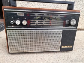 Selena radio - 2