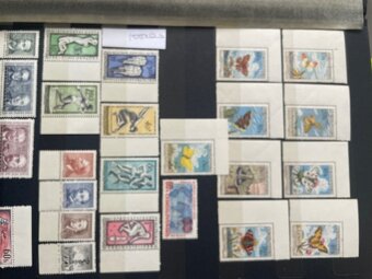 Predám generálnu zbierku známok II.ČSR 1945 - 1992 - 2