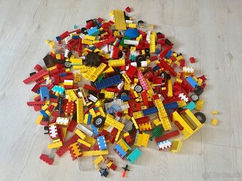 Lego + figúrky - 2