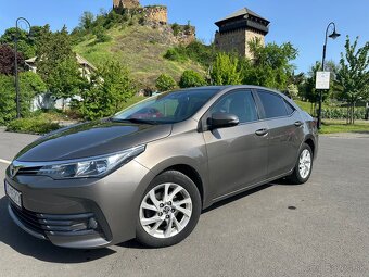 Toyota Corolla - 2