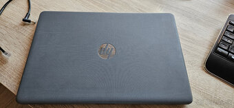Laptop HP 15 - 2