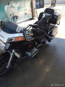 SURNE Predam HONDA GOLDWING gl1200 Int po velkom servise - 2