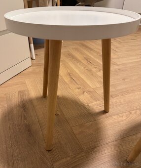 Odkladací stolík - 2