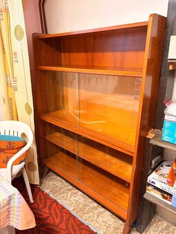 Nábytok do detskej izby s pisacím stolom - 2