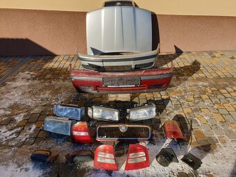 Škoda Octavia 1 predná kapota,strieborná 9102 - 2