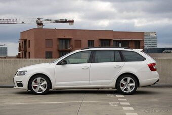 Škoda Octavia Combi 2.0 TDI DPF RS DSG - 2