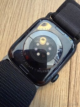 Apple Watch Series 7 GPS 45 mm - 2