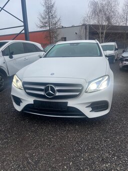 Mercedes E220d - 2