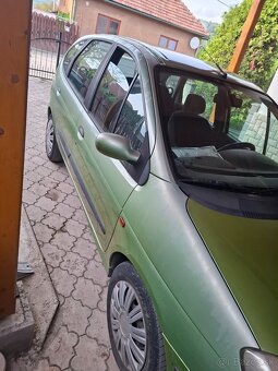 Renault Scénic - 2
