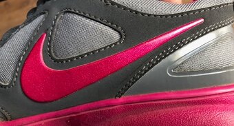 NIKE - dámske/dievčenské tenisky - 2