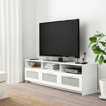 Skrinka pod TV - 2