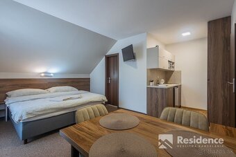 Na predaj jednospálňový apartmán v Bešeňovej v komplexe BANF - 2