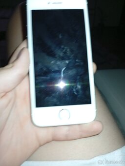 Iphome se - 2