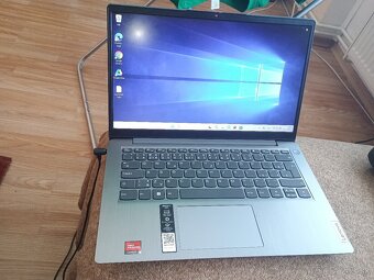Lenovo IdeaPad3 AMD Ryzen3 5300u 12GB RAM - 2