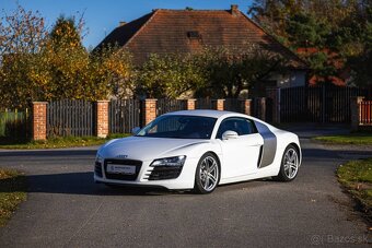 Audi R8 2010 - 2
