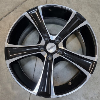 Hliníkové disky 5x114,3 R19 8J ET40 - 2