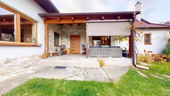 ZREKONŠTRUOVANÝ A ZARIADENÝ RODINNÝ DOM V KRÁĽOVEJ - 2