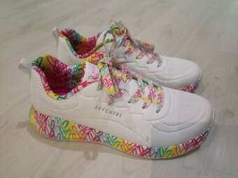 Dámske botasky Sketchers č.38 - 2