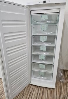 Mraznicka Liebherr A + - 2