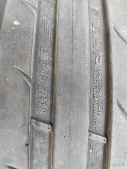 225/45 r18 Taurus - 2