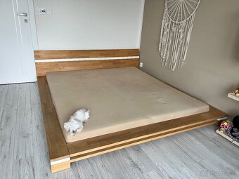 Drevena postel - 2