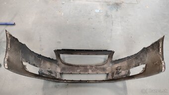 Predám predný nárazník VOLVO V70 III - 2