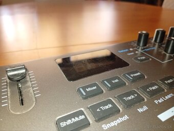 Nektar Impact LX25 Plus MIDI kontroler - 2
